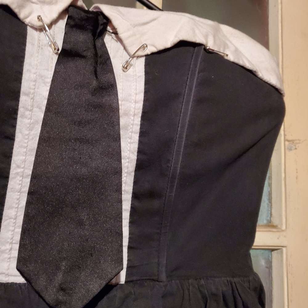 Hot topic Black Tie Strapless Dress SZ M - Picture 3 of 3